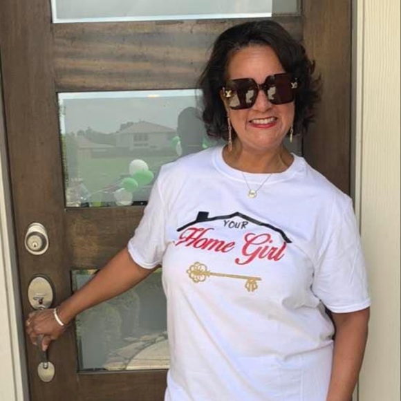 Meet your Posher, Jorda - Picture 2 of 2